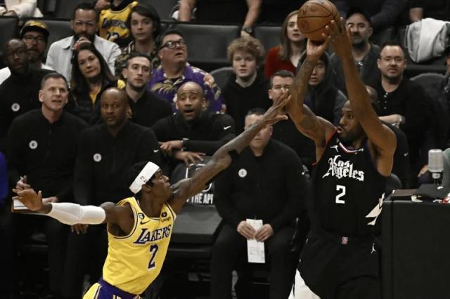 连续3个赛季横扫湖人 快艇形势大好坐五反望六？